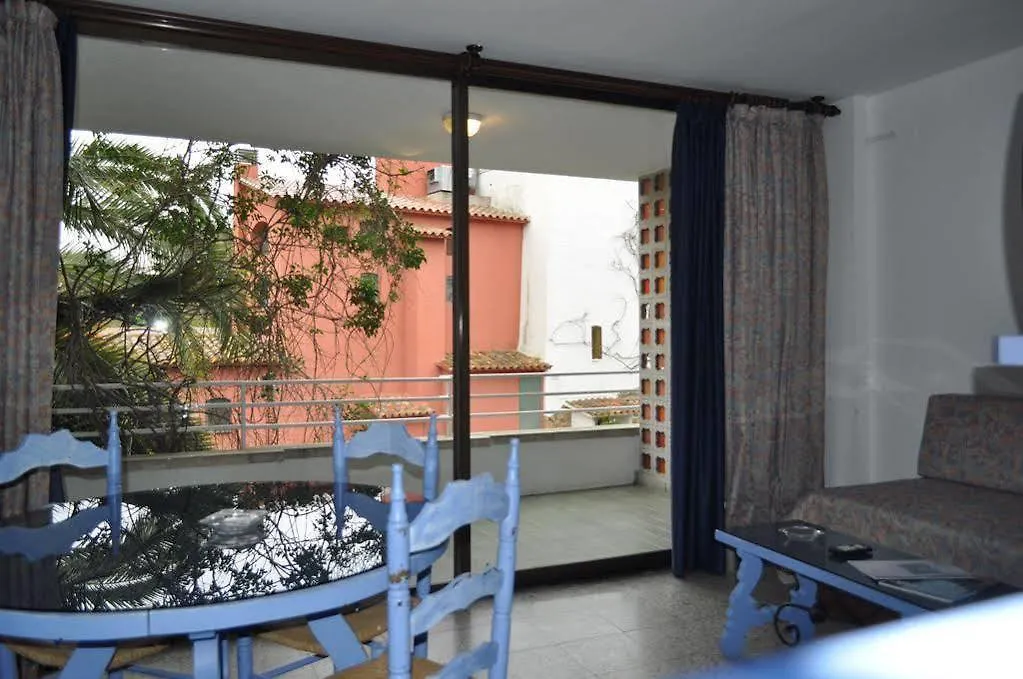 Apartaments El Trull Lloret de Mar 0*,